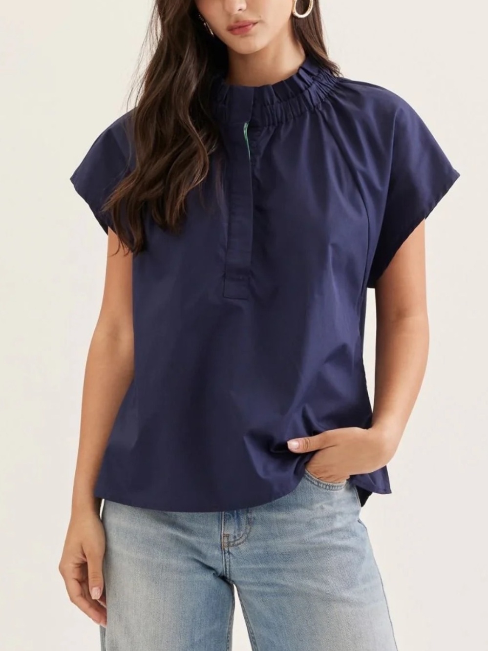 Entro Boutique Women’s Navy Blue Ruffle Neck Green Gingham Trim Medium NWT